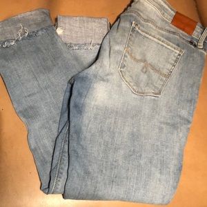 Lucky Brand Lolita Skinny 10/ 30 Distressed Raw hem Light wash